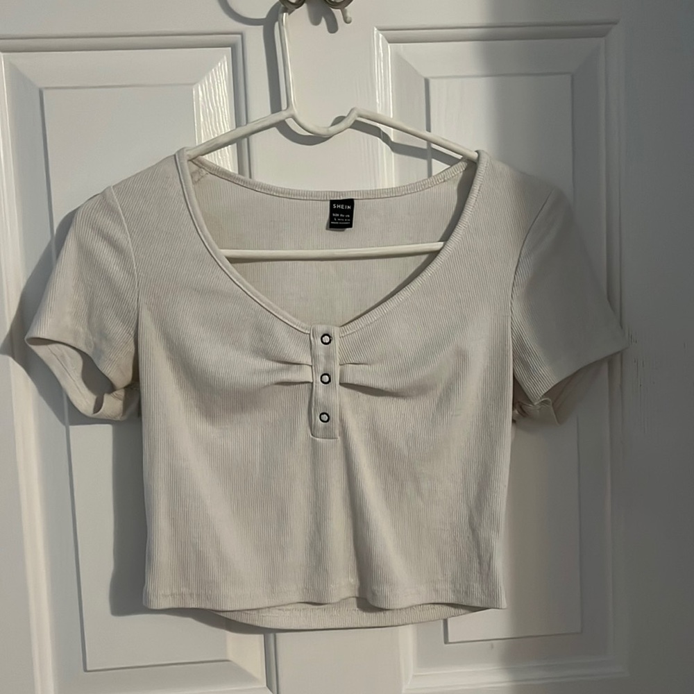 Color- white. Size- Large. Brand- Shein.